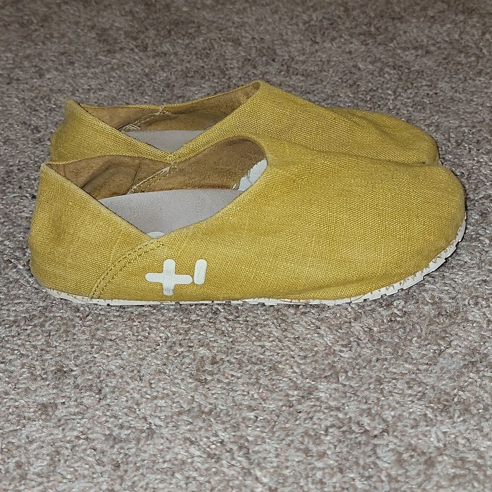OTZ Cork Lite Espadrille Slip On Mustard Yellow Canvas Caveman Shoes Size 6.5 - Picture 8 of 10